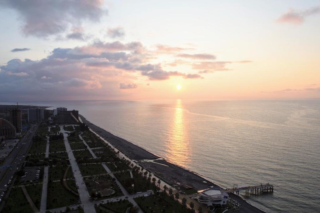 Батуми: The SPOT apartments - Orbi Beach Tower