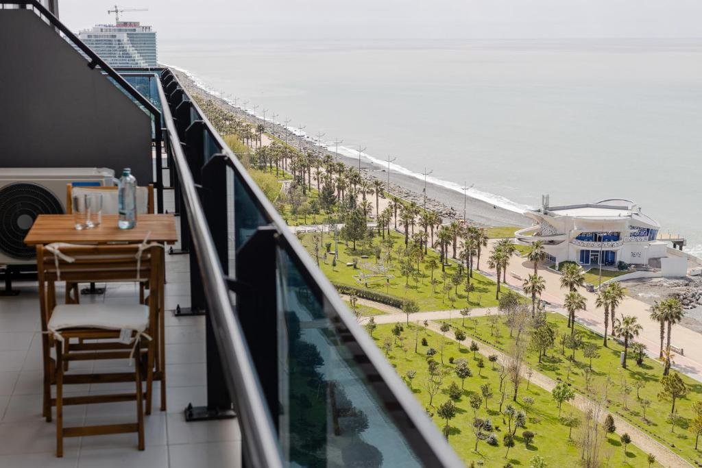Батуми: The SPOT apartments - Orbi Beach Tower