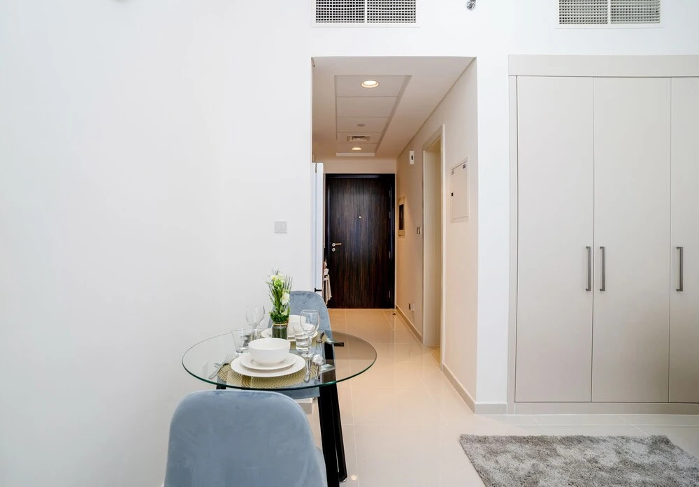 Дубай: Tanin - Studios at Damac Hills Carson Tower C