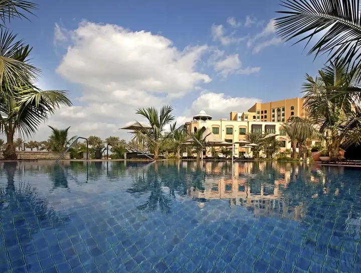 Абу-Даби: Shangri-La Hotel Apartments Qaryat Al Beri