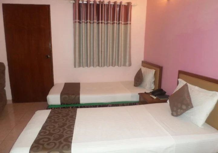 Северный атолл Мале: Skai Lodge