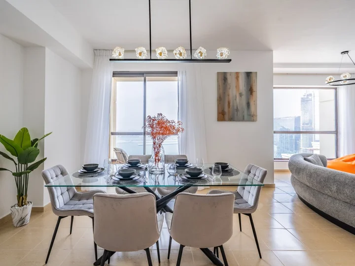 Дубай: Apartments Spacious 2BR Dubai Eye Sea View JBR