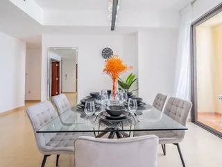 Дубай: Apartments Spacious 2BR Dubai Eye Sea View JBR
