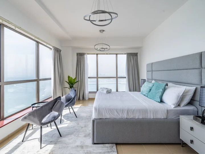 Дубай: Apartments Spacious 2BR Dubai Eye Sea View JBR