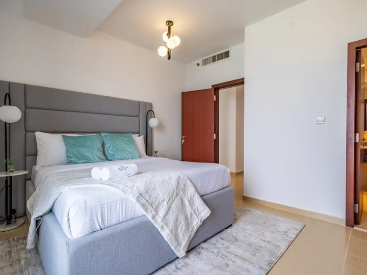 Дубай: Apartments Spacious 2BR Dubai Eye Sea View JBR