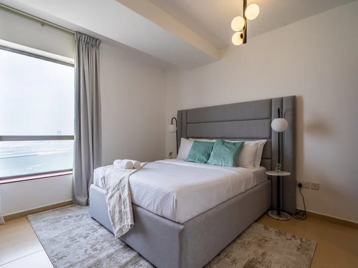 Дубай: Apartments Spacious 2BR Dubai Eye Sea View JBR