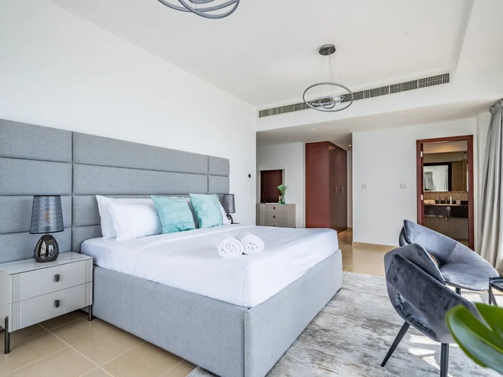 Дубай: Apartments Spacious 2BR Dubai Eye Sea View JBR