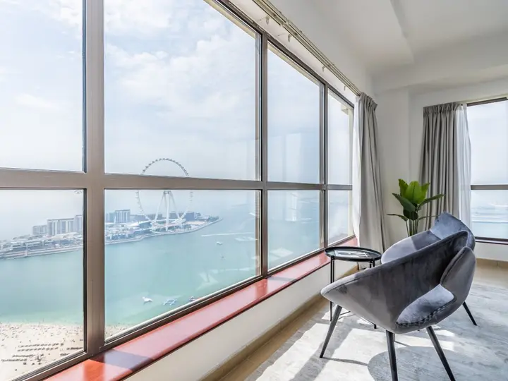 Дубай: Apartments Spacious 2BR Dubai Eye Sea View JBR