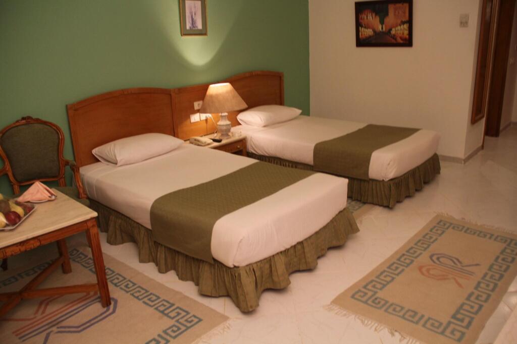 Royal Paradise Beach Resort — фото 2