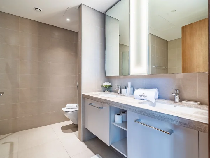 Дубай: Apartments Amazing 2BR in Boulevard Heights Downtown Dubai