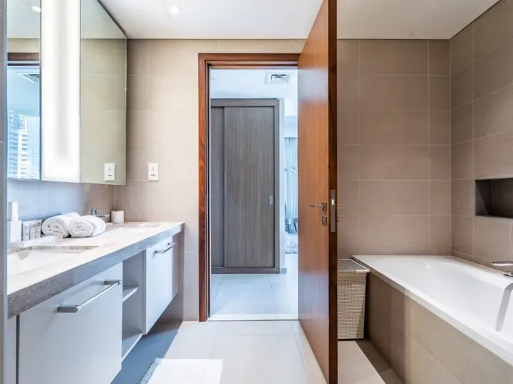 Дубай: Apartments Amazing 2BR in Boulevard Heights Downtown Dubai
