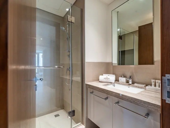 Дубай: Apartments Amazing 2BR in Boulevard Heights Downtown Dubai