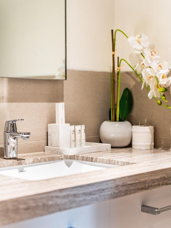 Дубай: Apartments Amazing 2BR in Boulevard Heights Downtown Dubai
