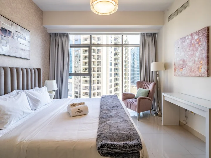 Дубай: Apartments Charming 2Br in Boulevard Crescent Downtown Dubai