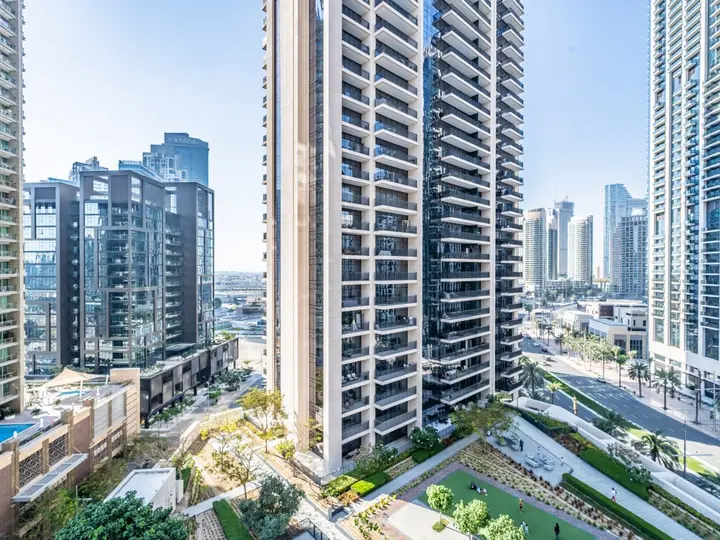 Дубай: Apartments Charming 2Br in Boulevard Crescent Downtown Dubai