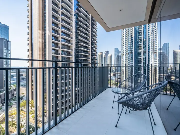 Дубай: Apartments Charming 2Br in Boulevard Crescent Downtown Dubai