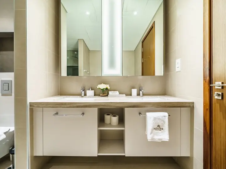 Дубай: Apartments Luxurious 2BR in Boulevard Heights Downtown Dubai