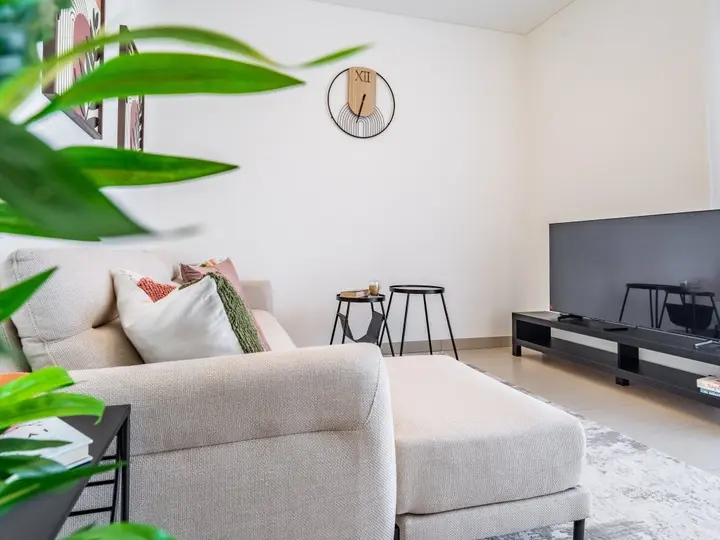 Дубай: Apartments Cozy 1 BR Burj Khalifa Glimpse Sobha Hartland