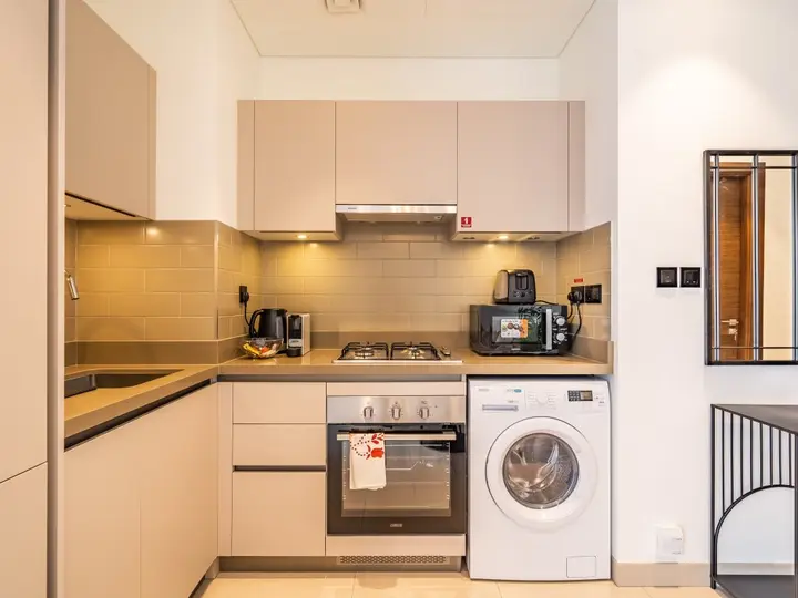 Дубай: Apartments Cozy 1 BR Burj Khalifa Glimpse Sobha Hartland