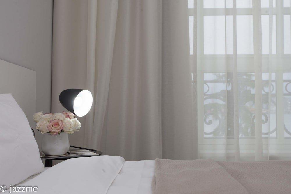 Батуми: Le Port Apart Hotel