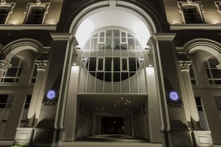 Батуми: Le Port Apart Hotel