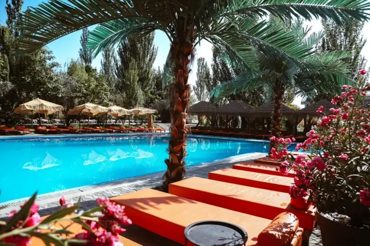 Ереван: Отель Cross Resort