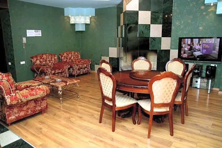 Тбилиси: Hotel Sachveno