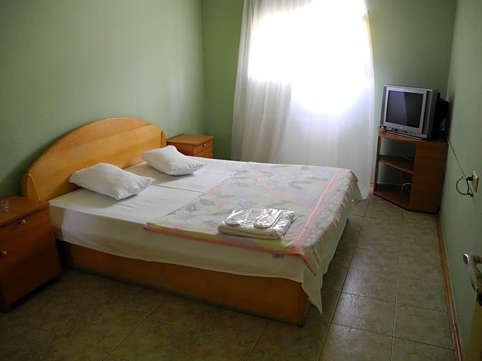 Тбилиси: Hotel Sachveno