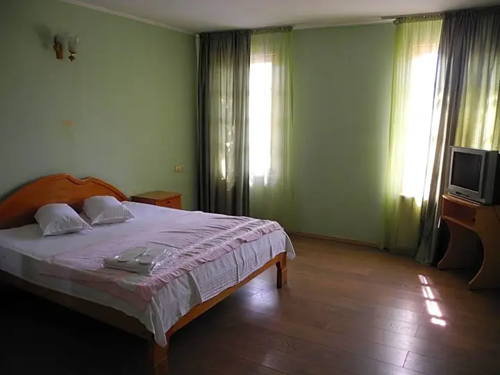 Тбилиси: Hotel Sachveno