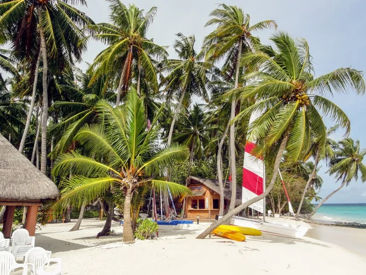 Остров Фихалхохи: Fihalhohi Maldives