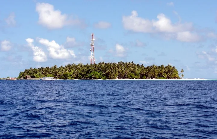 Остров Фихалхохи: Fihalhohi Maldives