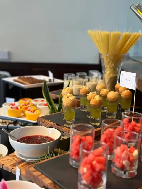 Дубай: JOIN INN HOTEL Jebel Ali, Dubai ( formerly easyhotel )