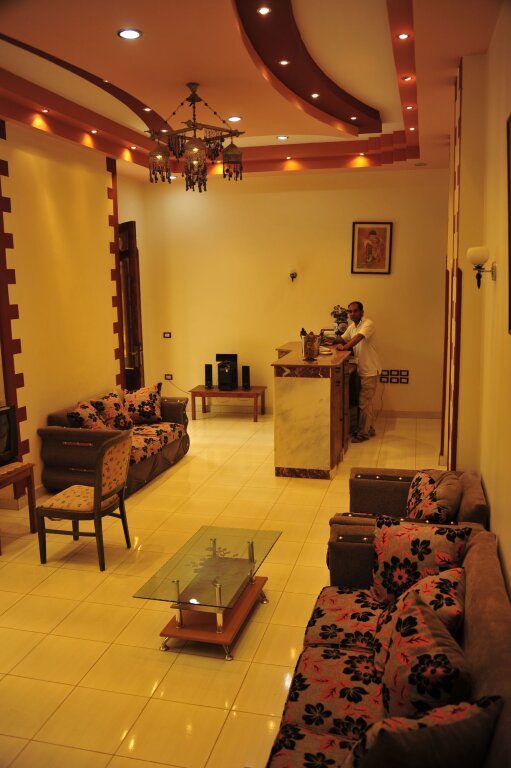 Луксор: Alhambra Hotel