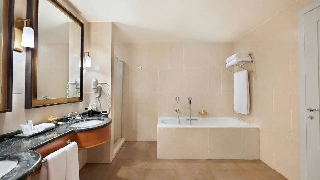 Баку: Отель Hyatt Regency Baku