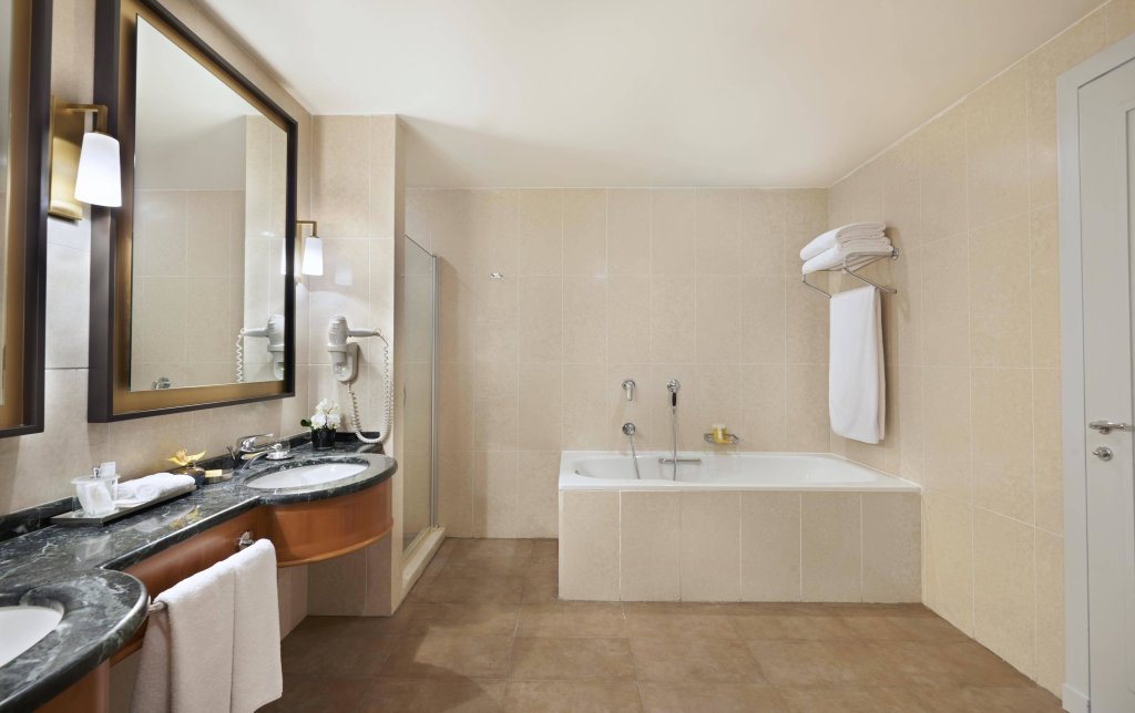 Баку: Отель Hyatt Regency Baku