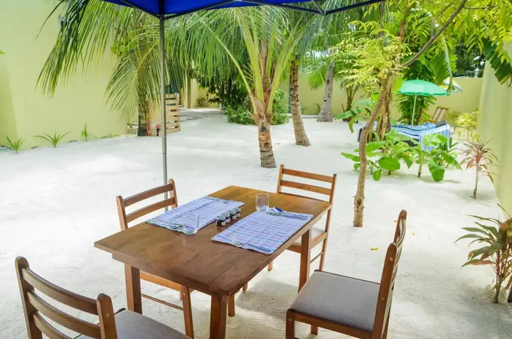 Атолл Алиф-Дхаалу: Whale Shark Inn Maldives