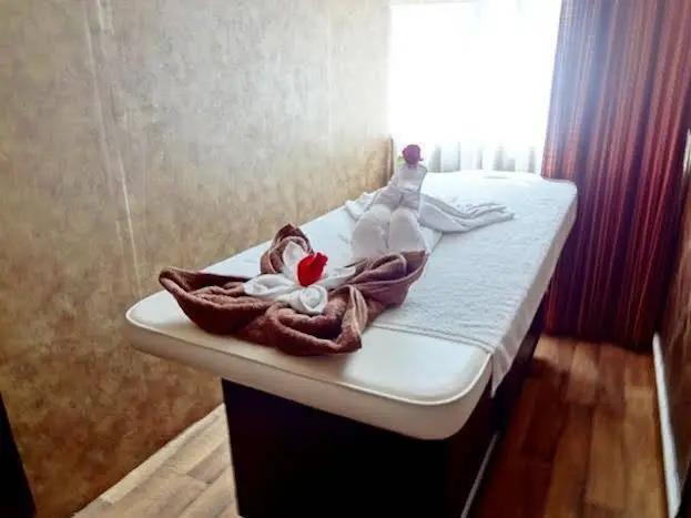 Абу-Даби: Royal Suite Hotel Apartments