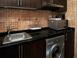 Абу-Даби: Royal Suite Hotel Apartments