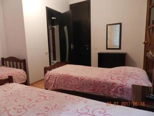 Тбилиси: Room 404 Guest House