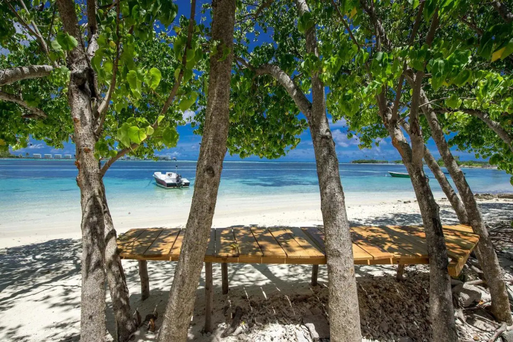 Гураиду (Атолл Каафу): Ithaa Beach Maldives 