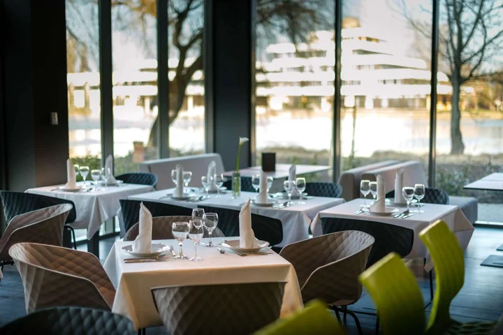 Севан: Отель Best Western Bohemian Resort