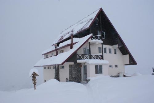 Гудаури: Snow House