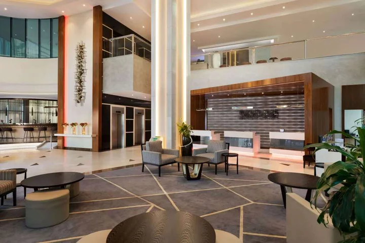 Дубай: Отель Ramada by Wyndham Dubai Barsha Heights
