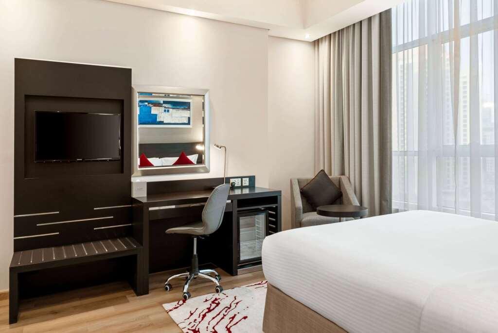 Дубай: Отель Ramada by Wyndham Dubai Barsha Heights