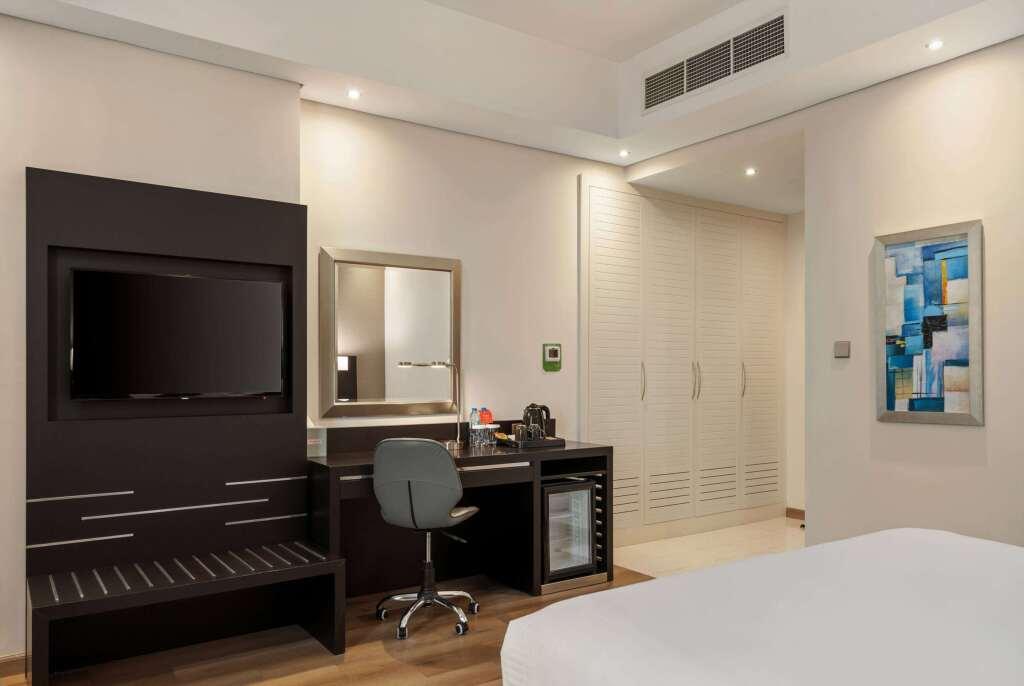 Отель Ramada by Wyndham Dubai Barsha Heights — фото 3