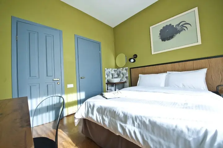 Тбилиси: Hotel 27
