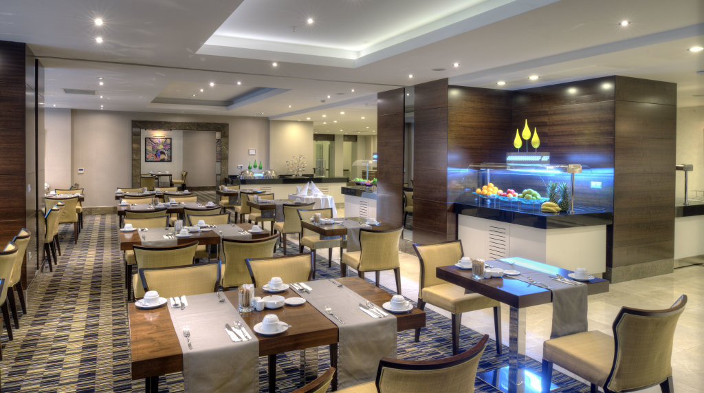 Баку: Отель Qafqaz Baku City Hotel and Residences