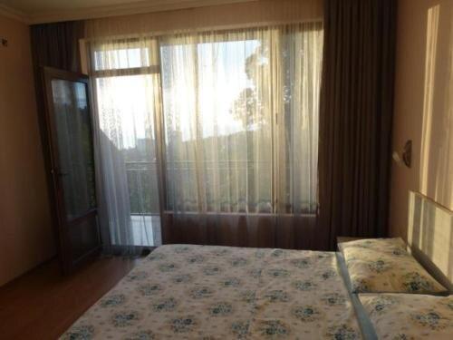 Батуми: Zura's Guest House