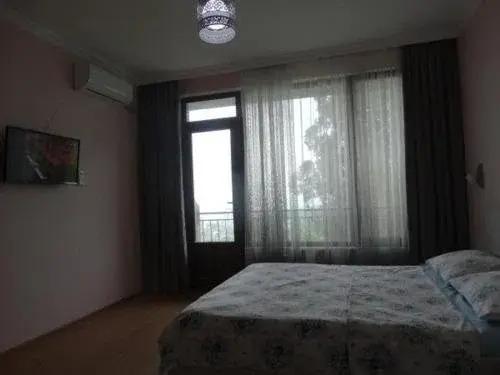 Батуми: Zura's Guest House