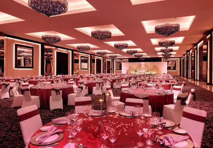 Дубай: JW Marriott Marquis Hotel Dubai